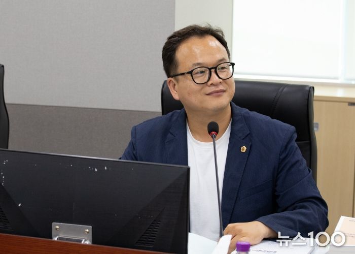 경기도의회 예산결산특별위원회 소속 임창휘 의원(더불어민주당, 광주2)