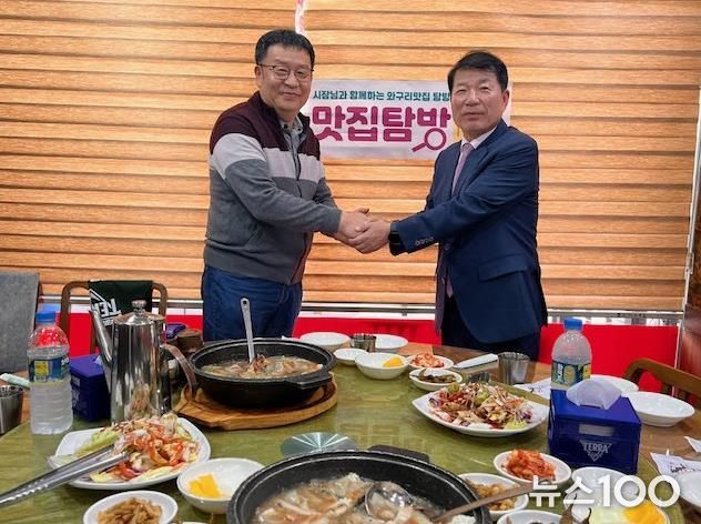 백경현 구리시장은 각 국별 직원들과 함께 매월 1회 와구리맛집 탐방하여 지역 상권 홍보 지원을 하고 있다.