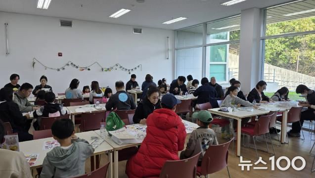 양평도서관, ‘하반기 독서 웰니스 프로나만의 굿즈 만들기 체험그램’ 성료