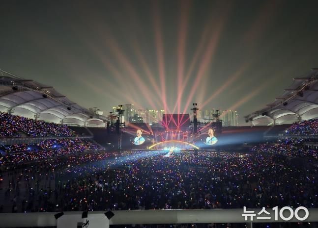 고양종합운동장에서 열린 콜드플레이 내한공연(사진 제공=라이브네이션코리아)