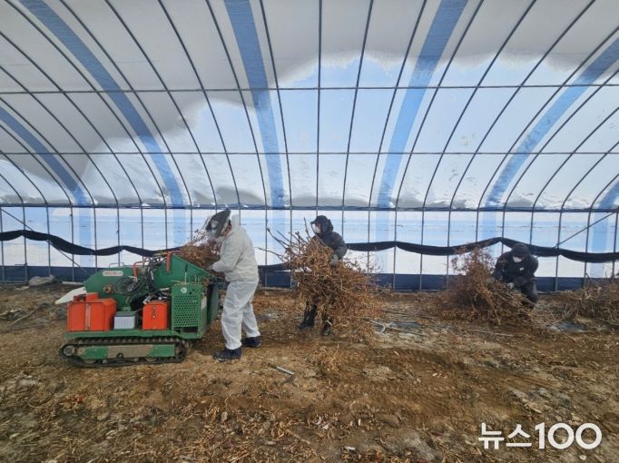 영농부산물 파쇄 모습